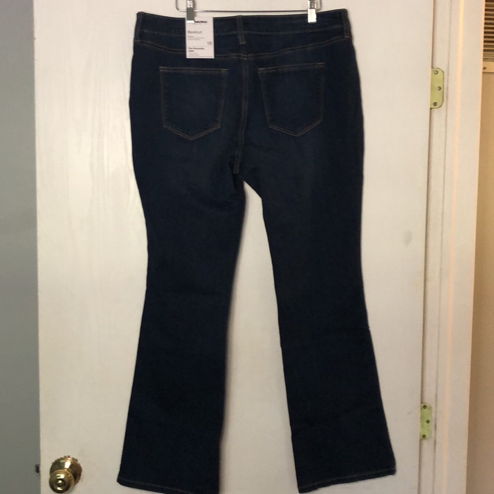 BRAND NEW Bootcut jeans - Picture 3 of 5